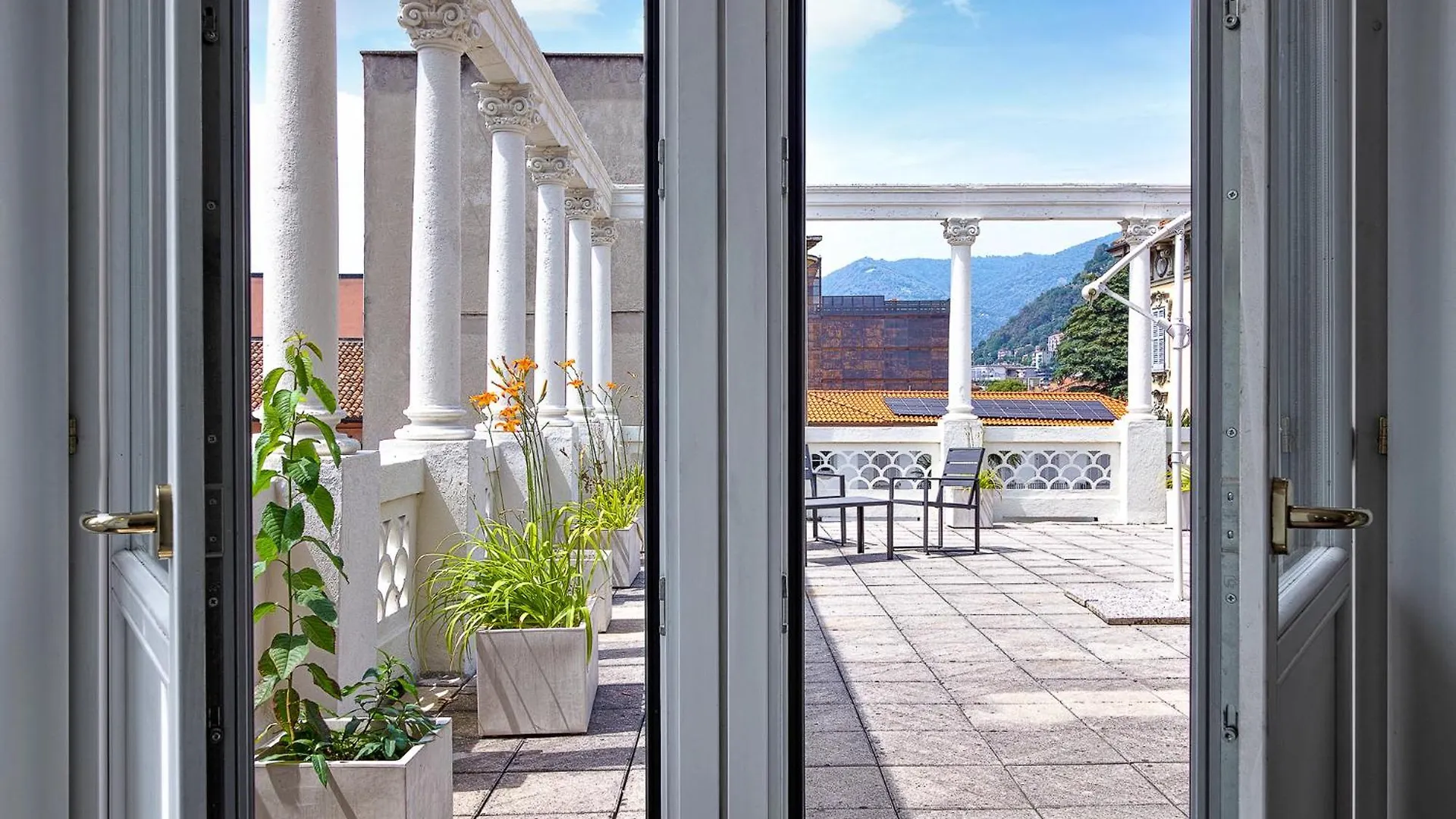 3 Seasons Villa On Como Lake